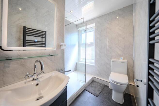 3 bed Terraced for sale Image 10