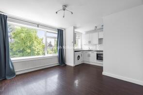 Flat 15, 82 Herron Court, Westmoreland Road, Bromley BR2 0QX