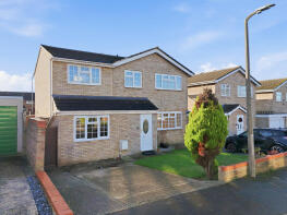 1, Perriclose, Springfield, Chelmsford CM1 6UJ