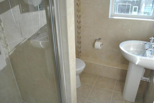 EN SUITE SHOWER