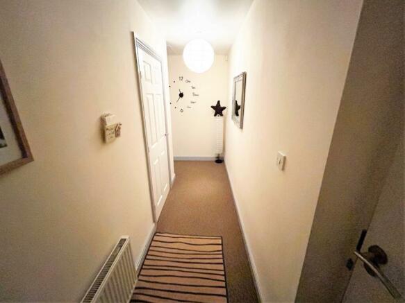 ENTRANCE HALL.JPG