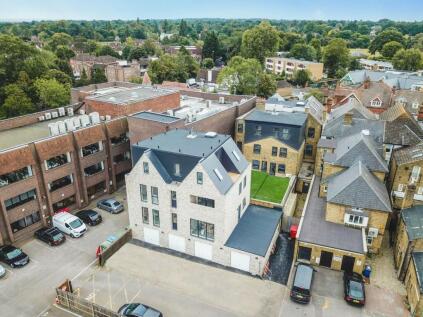 High Street, WALTON ON THAMES, KT12