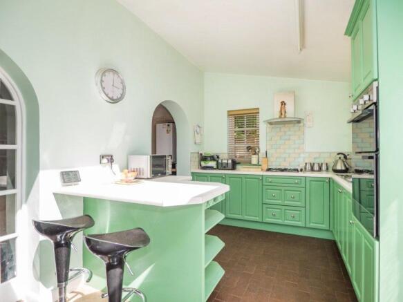 Photo 12