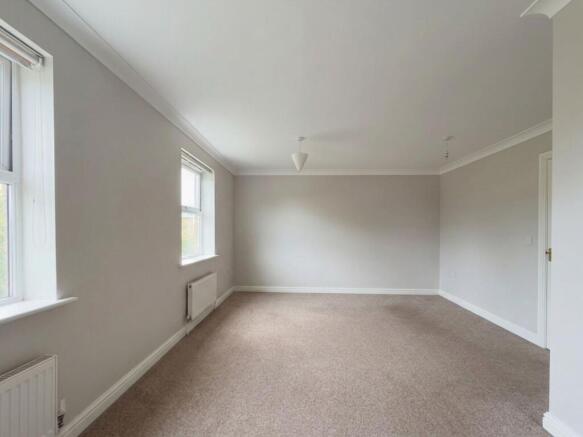 4 bed Terraced for sale Image 7