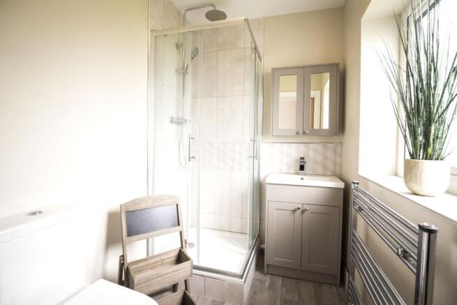 En-suite Shower/WC
