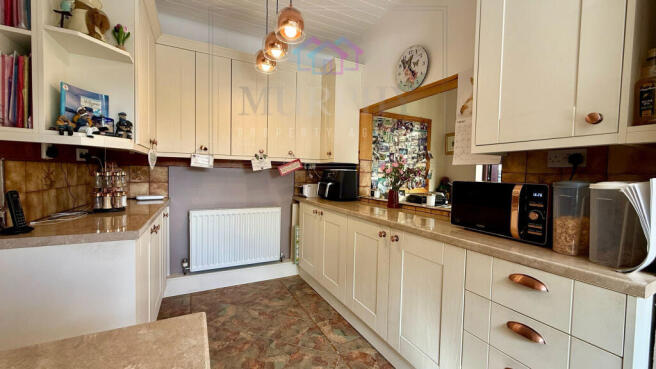 2 bed Semi-Detached for sale Image 10