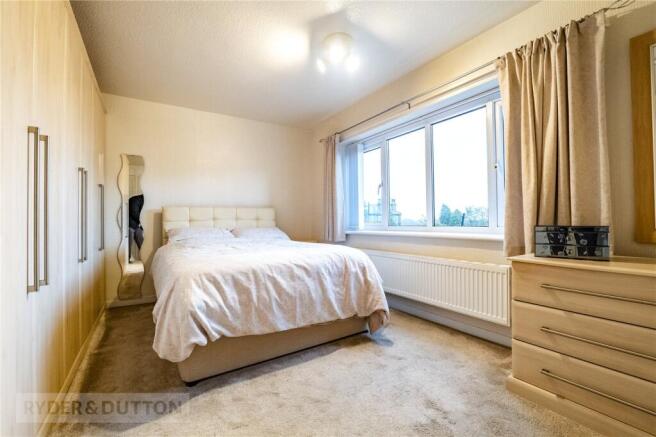 2 bed Apartment for sale Image 10