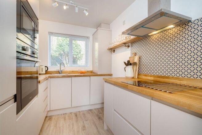 2 bed Terraced for sale Image 4