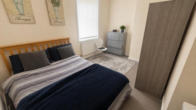 3 bed Terraced to rent Image 6