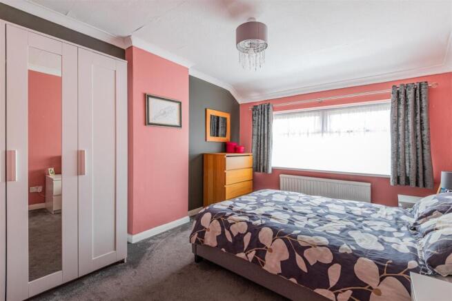King Wood Close 1-13.jpg