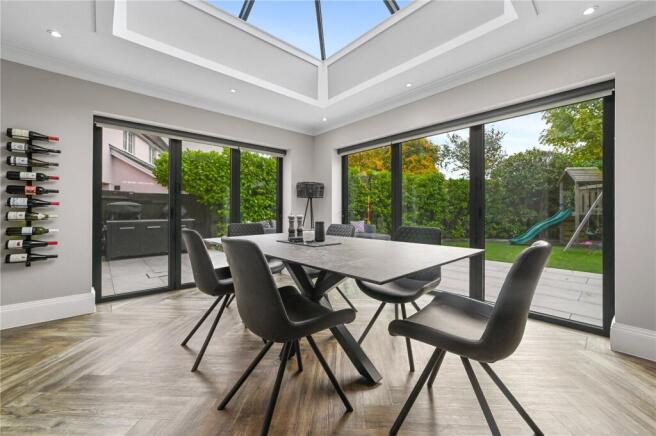 Kitchen/Dining