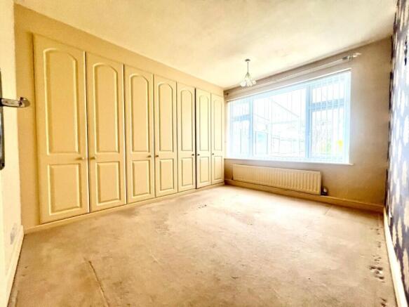 1 bed Semi-Detached Bungalow for sale Image 9