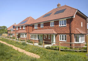 6, Thistle Road, Barns Green RH13 0BQ