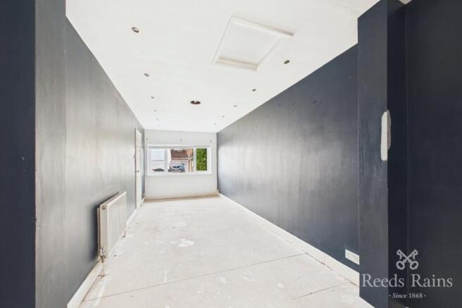 3 bed Link Detached House for sale Image 6