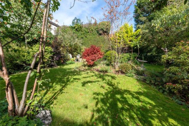 4 bed Detached for sale Image 10