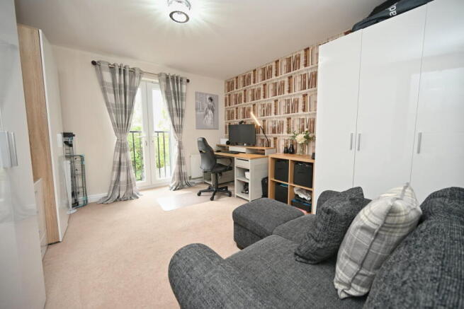 Photo 3