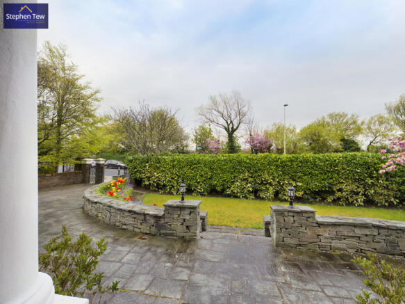 Photo 25