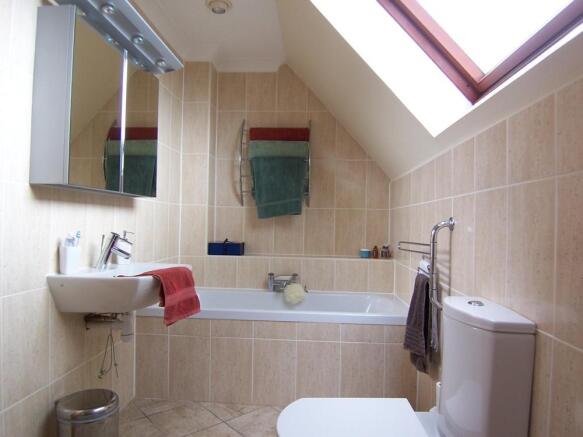 En-Suite Bathroom