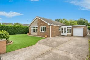 24, Curlew Court, Rossington, Doncaster DN11 0ER