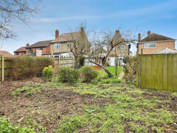 Stradbroke Road (9).jpg