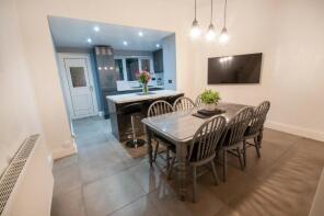 61, Grosvenor Street, Manchester M26 4BQ