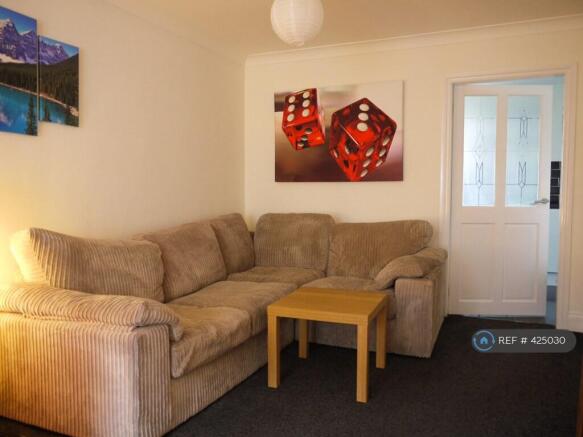 Lounge 1