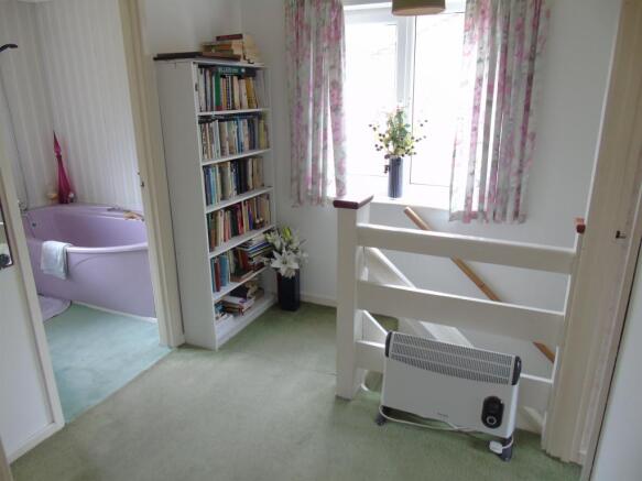 Photo 10