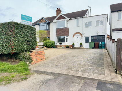 Bouncers Lane, Prestbury, Cheltenham, GL52 5JB