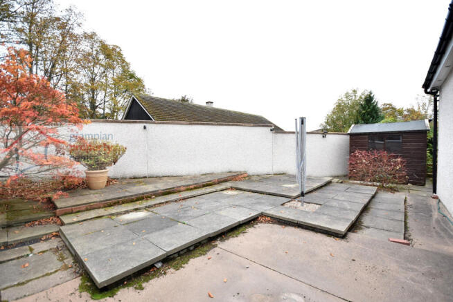 garden 3 .JPG