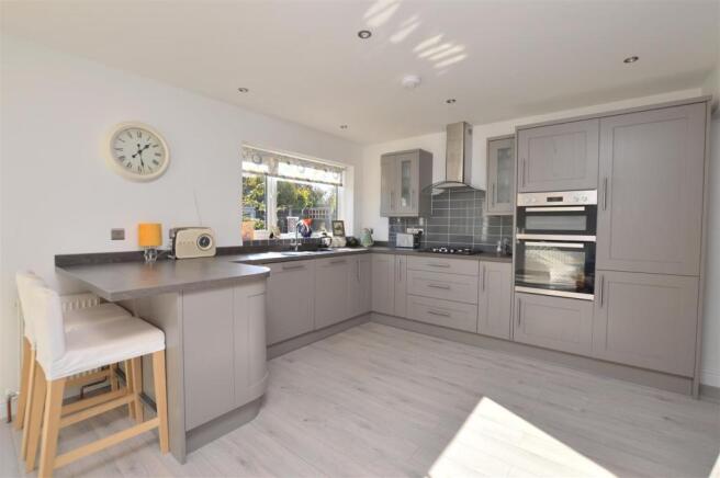Fitted Kitchen Area