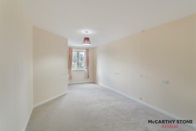 1 bed Apartment for sale Image 10