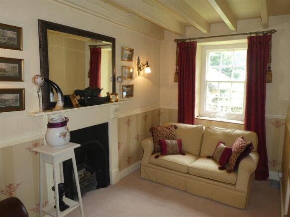 SITTING ROOM 2