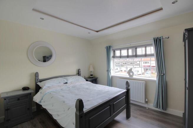 Bedroom 1 (Double)