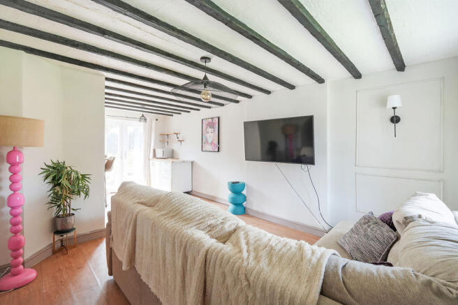 3 bed Semi-Detached to rent Image 6