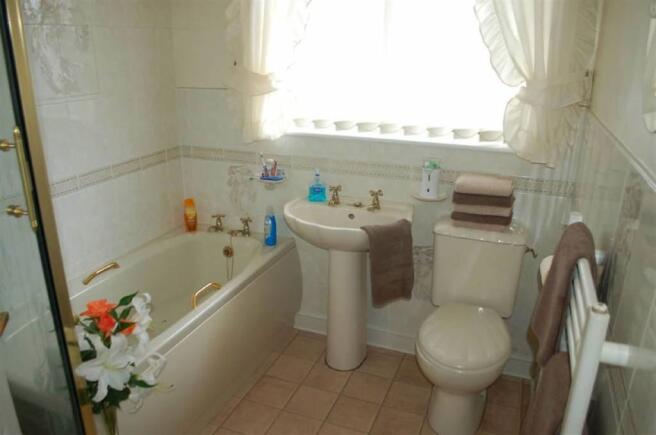 Photo 10