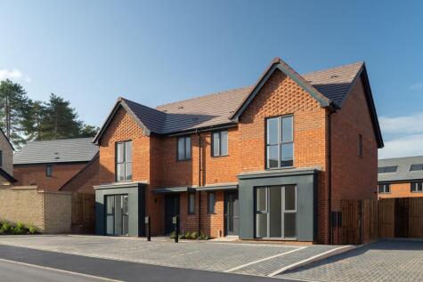 Grove Hill, Emmer Green, Reading image 17