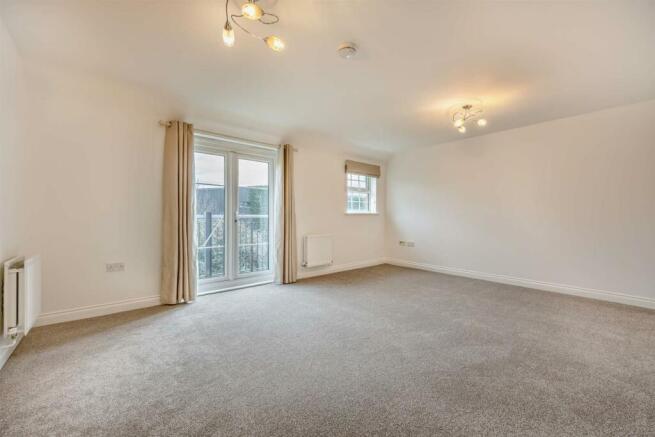 8580570-interior05-800.jpg