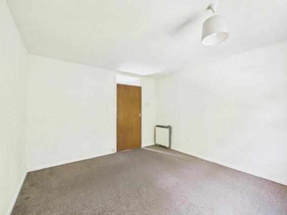 1 bed Apartment for sale Image 12