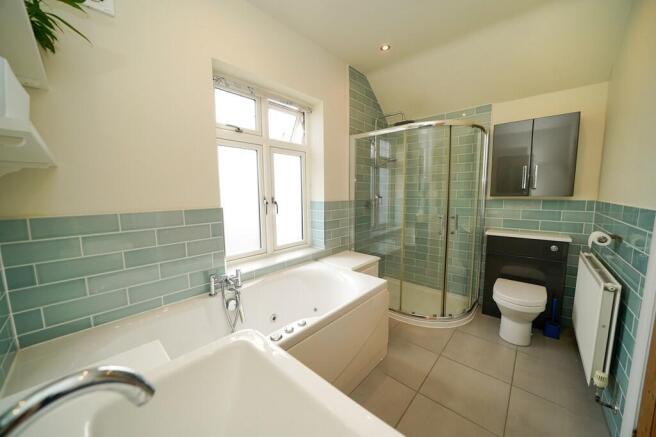 Ensuite Bathroom