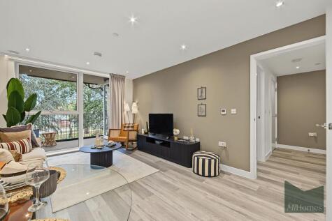 Link Drive, Hatfield, AL10