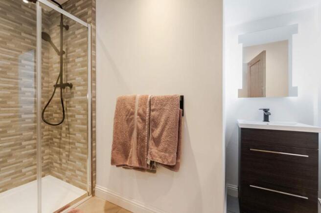 Ensuite