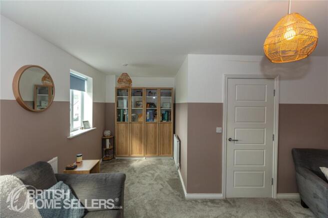 3 bed Town House for sale Image 7