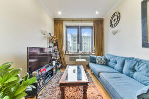 305, 9 Whitehouse Apartments, Belvedere Road, London SE1 8YS