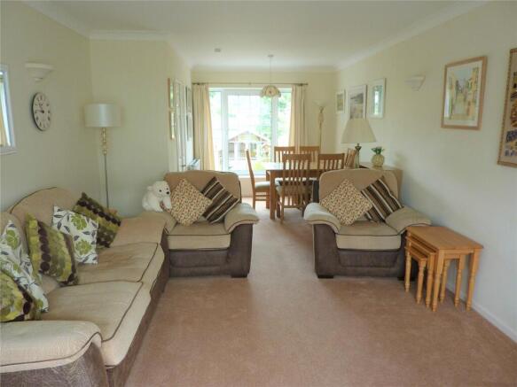 Living Room/Diner