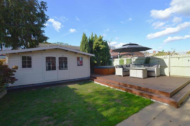 Kimber Place, Whitton, Hounslow photo 4