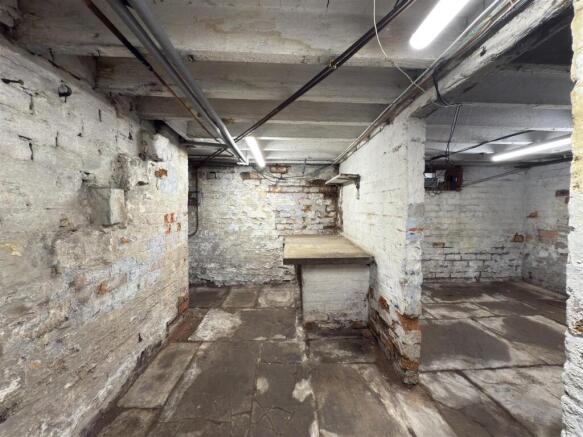 1 bed Terraced for sale Image 6