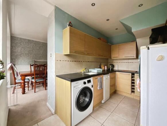 3 bed Semi-Detached for sale Image 5