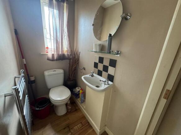 3 bed Semi-Detached for sale Image 10