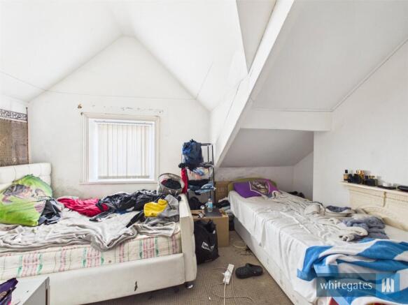 4 bed Terraced for sale Image 10