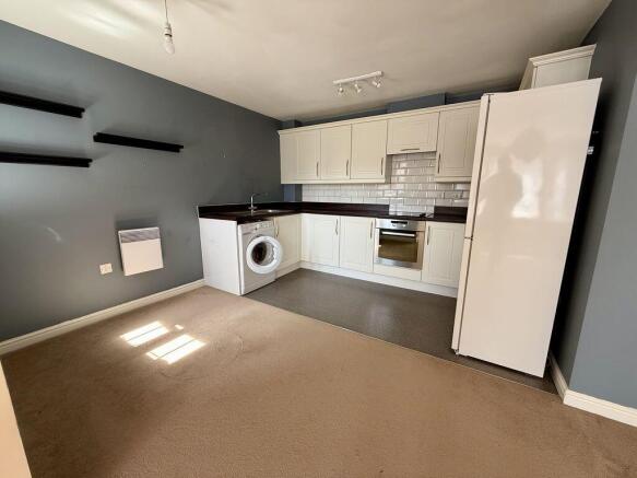 Kitchen/Dining Area